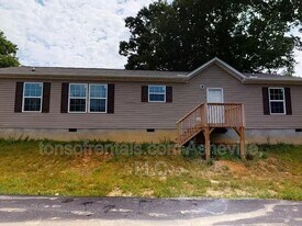 4 Dadoo Dr in Asheville, NC - Building Photo