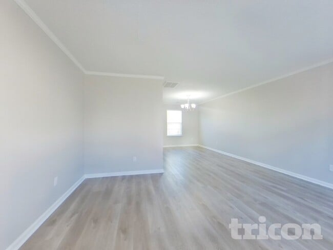 19 Willow Bend Dr in Taylors, SC - Foto de edificio - Building Photo