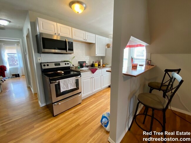 3140 Washington St, Unit 4 in Boston, MA - Building Photo - Building Photo