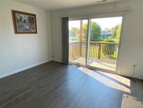 816 Bloomfield Village Blvd in Auburn Hills, MI - Building Photo - Building Photo