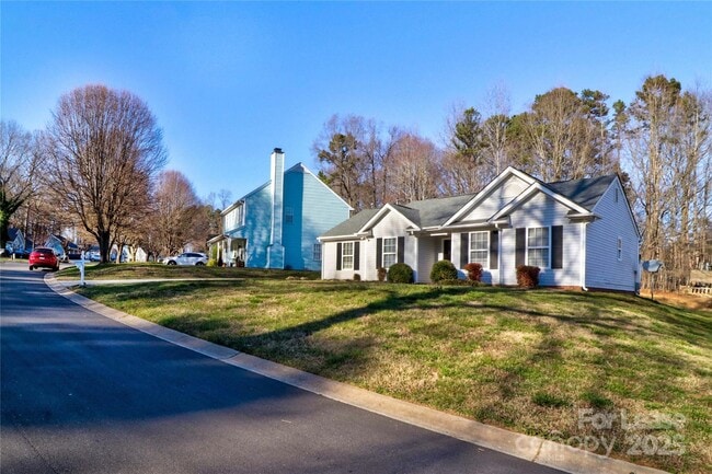 771 Rebecca Jane Dr in Mooresville, NC - Building Photo - Building Photo