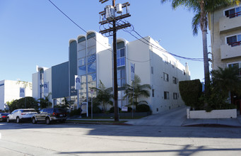 3830 Vinton Ave in Culver City, CA - Building Photo - Building Photo