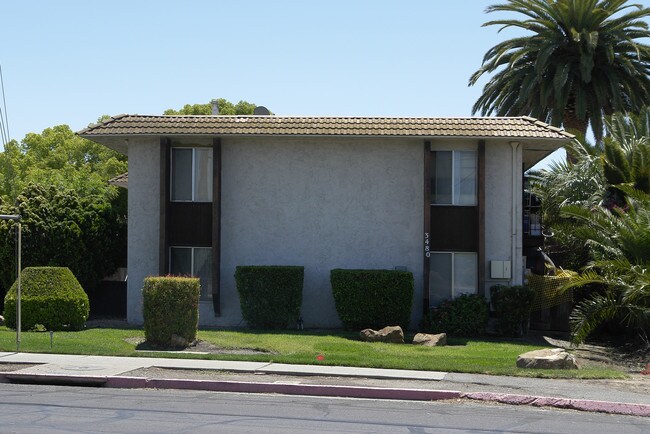 Multi-family in Concord, CA - Building Photo - Building Photo