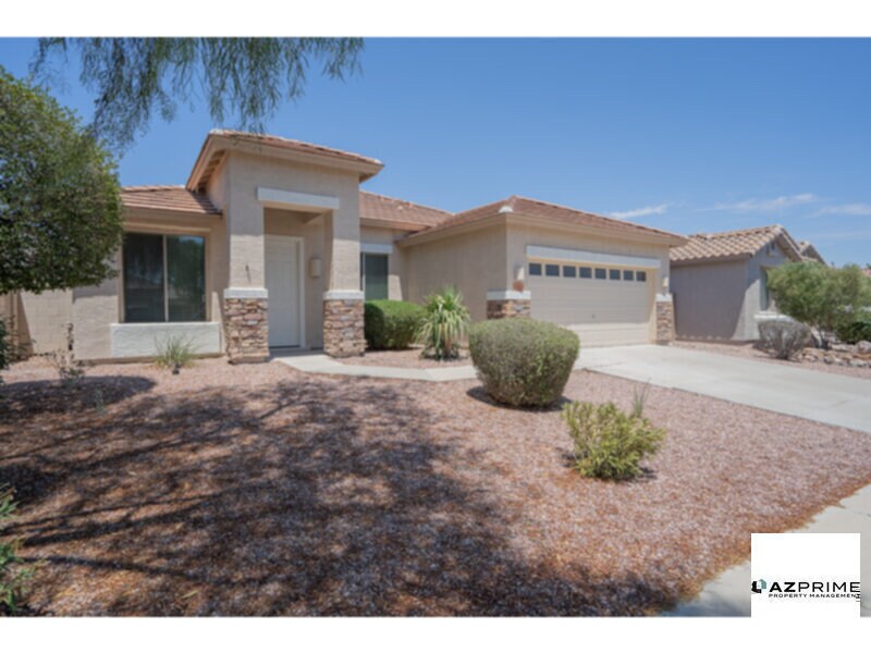 16874 W Tonbridge St in Surprise, AZ - Building Photo