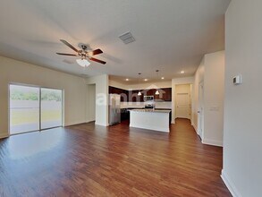 990 Summer Stone Lp in Apopka, FL - Building Photo - Building Photo