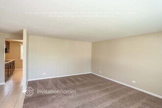 800 S Cedarcrest Dr in Schaumburg, IL - Building Photo - Building Photo