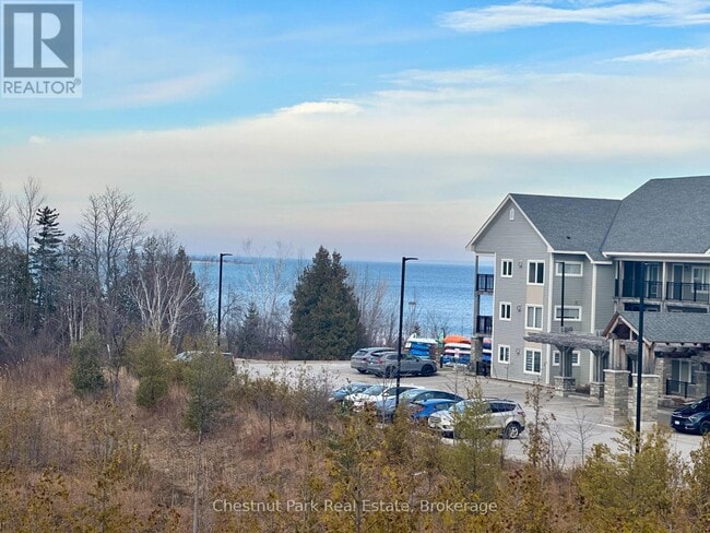 property at 6 Anchorage Cres