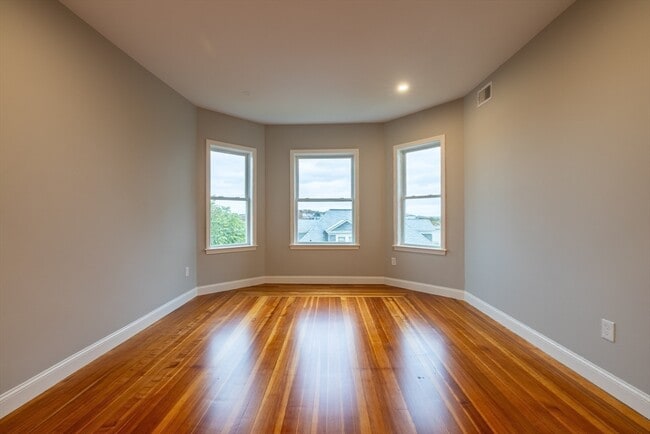 19 Sawyer Ave in Boston, MA - Building Photo - Building Photo