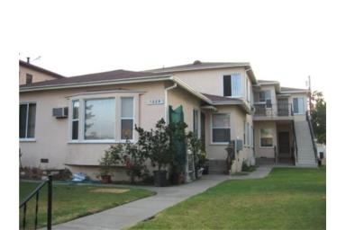 1229 S 2nd St in Alhambra, CA - Foto de edificio