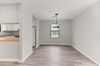 165 Hummingbird Ave in Ladson, SC - Building Photo - Building Photo