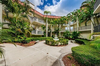 2700 Bayshore Blvd in Dunedin, FL - Building Photo - Building Photo