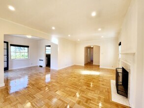 135 Arroyo Ct in San Mateo, CA - Building Photo - Building Photo