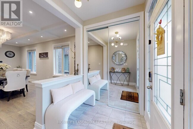 88 Hartney Dr in Richmond Hill, ON - Building Photo - Building Photo