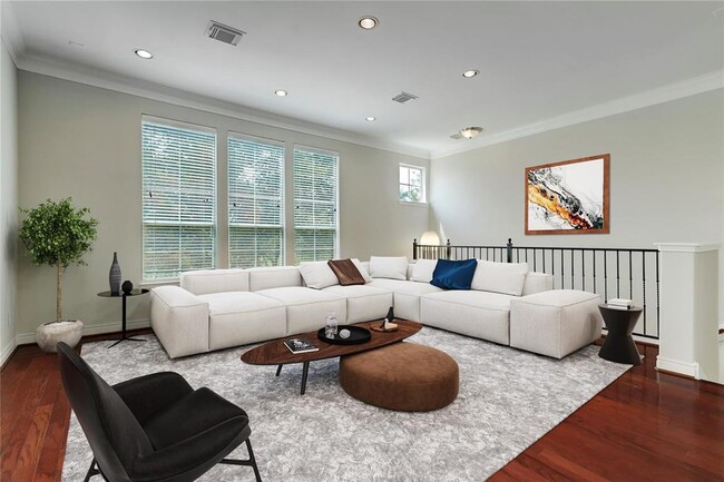 3323 Clearview Cir in Houston, TX - Building Photo - Building Photo