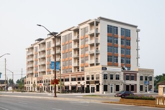1600 Hyde Park Village Apartments in London, ON - Building Photo - Building Photo