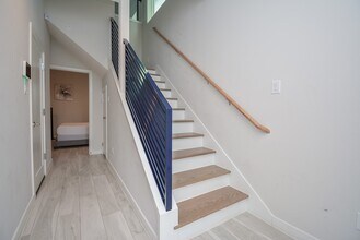 2607 Dennis St in Houston, TX - Building Photo - Building Photo