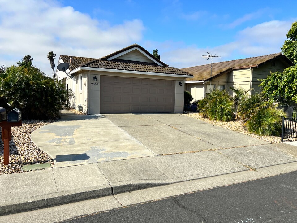 2809 Shasta Dr in Fairfield, CA - Building Photo