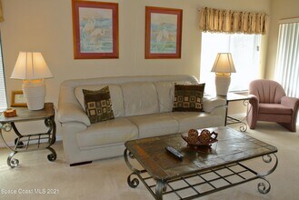 537 Taylor Ave in Cape Canaveral, FL - Building Photo - Building Photo
