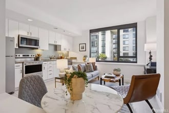 260 King St in San Francisco, CA - Foto de edificio - Building Photo