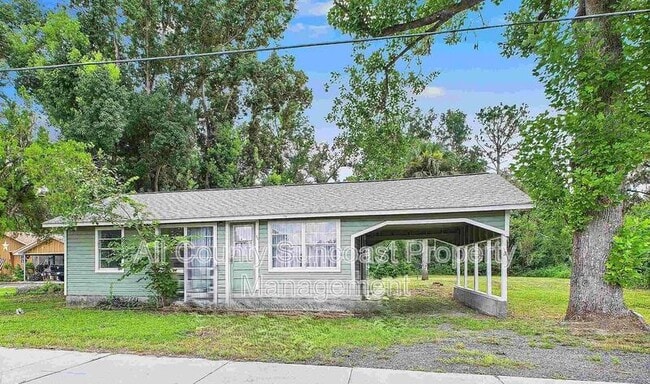property at 1341 US-98