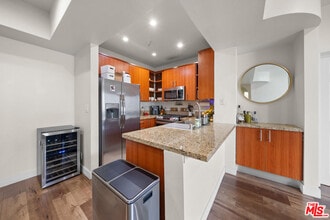 620 S Gramercy Pl in Los Angeles, CA - Building Photo - Building Photo