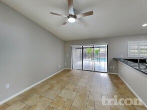 4387 Pasadena Cir in Sarasota, FL - Building Photo - Building Photo