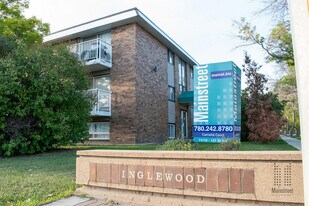 Camelia Court in Edmonton, AB - Building Photo