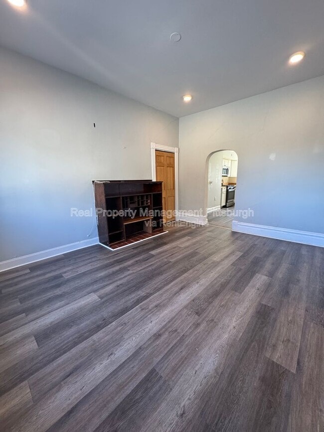 property at 1825 Rialto St