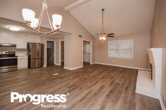 2621 Laurel Woods Ln SE in Conyers, GA - Building Photo - Building Photo