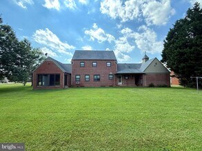 112 St Marys Ave in La Plata, MD - Building Photo - Building Photo