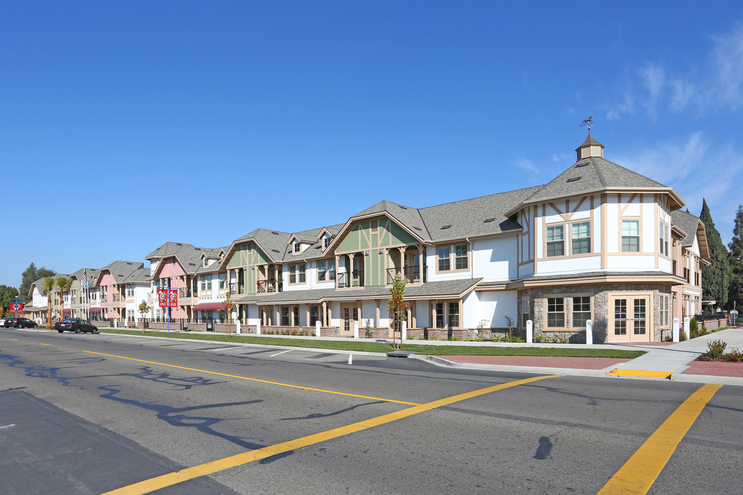 Marion Villas Apartments in Kingsburg, CA - Building Photo