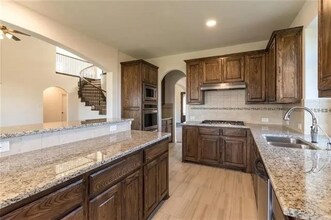 1652 Scarlet Crown Dr in Fort Worth, TX - Building Photo - Building Photo
