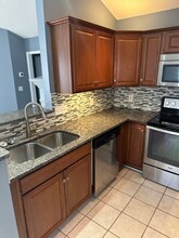 3001 Satterfield Dr in Greenville, NC - Building Photo - Building Photo