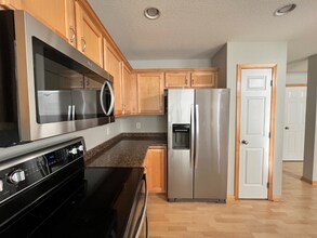 2224 NW Bayberry Ln in Ankeny, IA - Building Photo - Building Photo