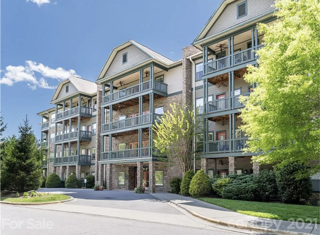 property at 9 Kenilworth Knolls