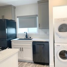 2743 Fairmount St in Los Angeles, CA - Foto de edificio - Building Photo