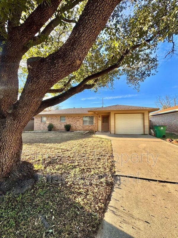 property at 247 Robin Hood Trail