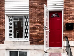 1673 Darley Ave in Baltimore, MD - Foto de edificio - Building Photo