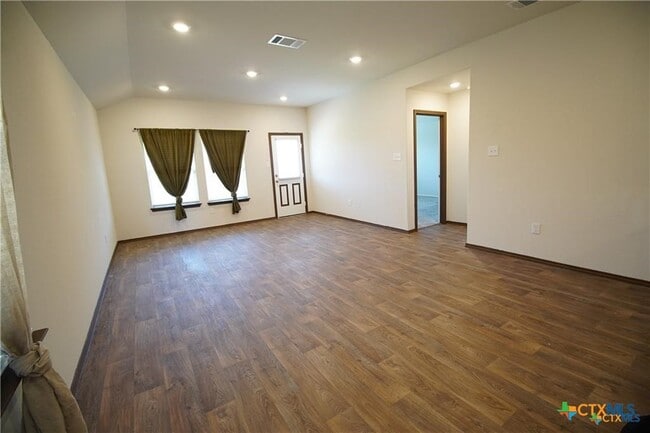 2954 Brogan Creek in New Braunfels, TX - Building Photo - Building Photo