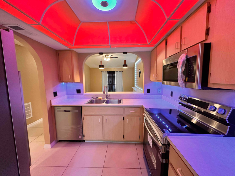 4209 SW Santa Barbara Pl in Cape Coral, FL - Building Photo