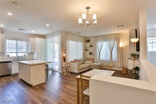 25 Barbara Ln in Las Vegas, NV - Building Photo