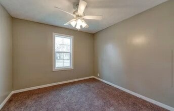 761 S 5th St, Unit 504 in Salina, KS - Building Photo - Building Photo