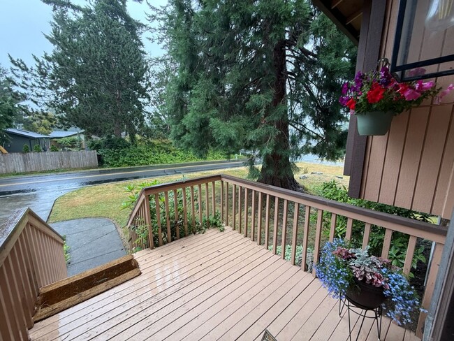 3547 Willowwood Ave in Bellingham, WA - Building Photo - Building Photo