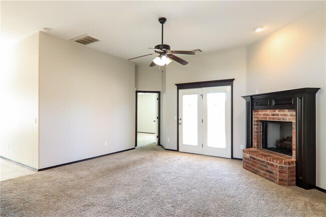 8908 SW 36 Terrace in Oklahoma City, OK - Building Photo - Building Photo