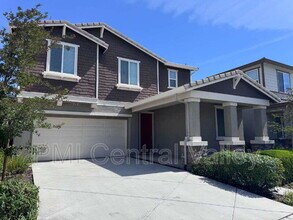 349 Terra Mia Ave in Tracy, CA - Building Photo - Building Photo