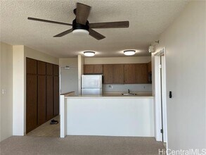 98-402-402 Koauka Loop in Aiea, HI - Building Photo - Building Photo