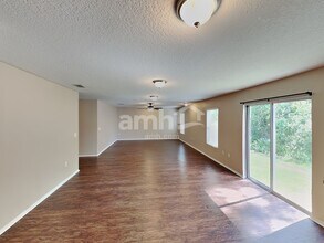 7271 Wakeview Dr in Davenport, FL - Building Photo - Building Photo