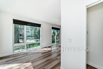 7726-7105 105 Ave NW in Edmonton, AB - Building Photo - Building Photo