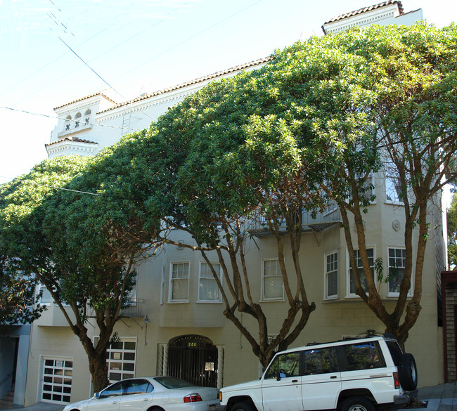 230 Central Ave in San Francisco, CA - Foto de edificio - Building Photo