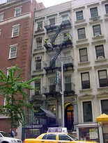 129 W 56th St in New York, NY - Building Photo